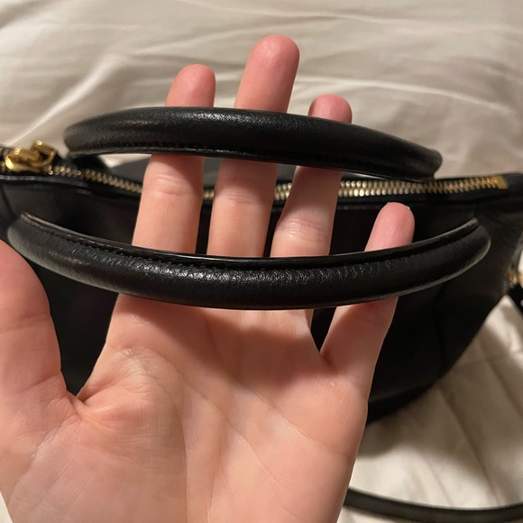 PRADA Vitello Daino Tote black leather with crossbody strap great condition - Picture 3 of 15